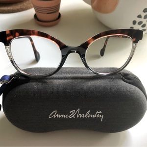 Anne et Valentin Klee 1556 eyeglasses frames